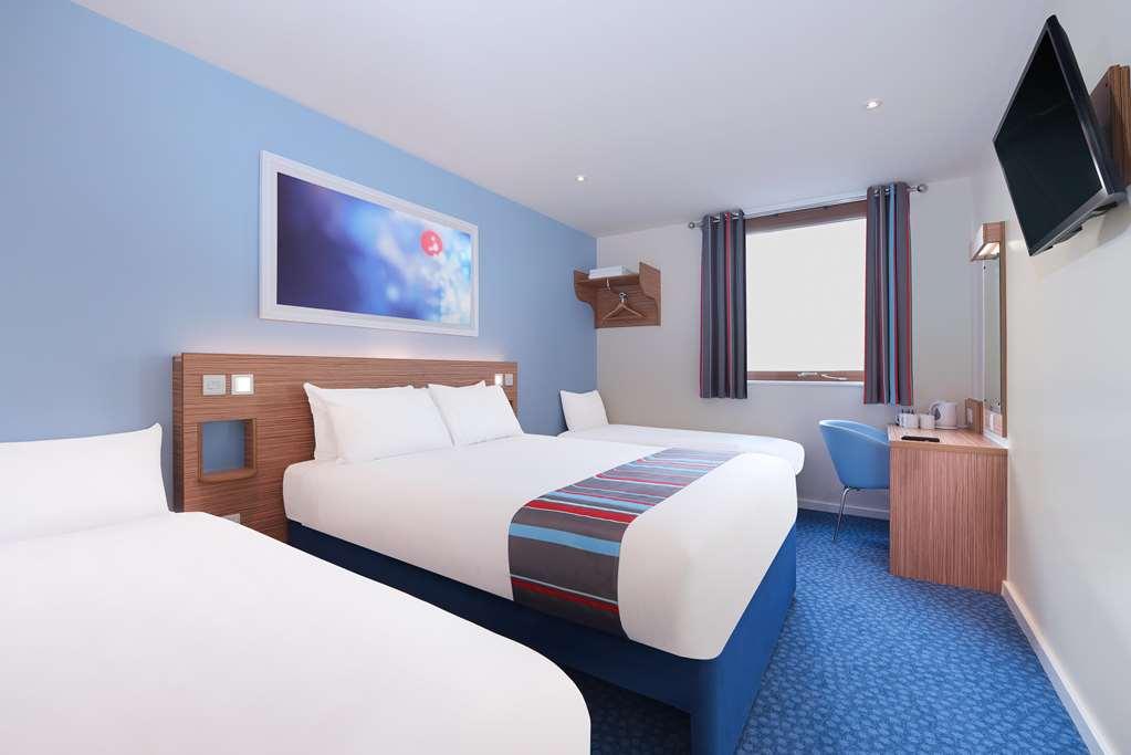 فندق ترافيلودج كامبريدج سوافيسي الغرفة الصورة